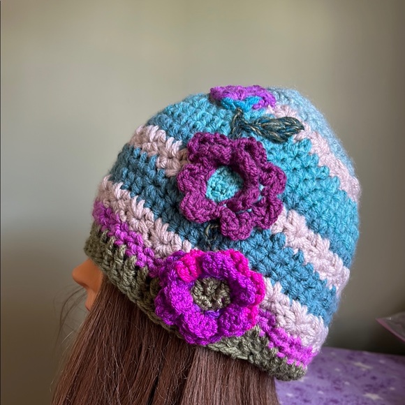 bohemian Accessories - Handmade Crochet Beanie medium soft mandala acrylic yarn new
